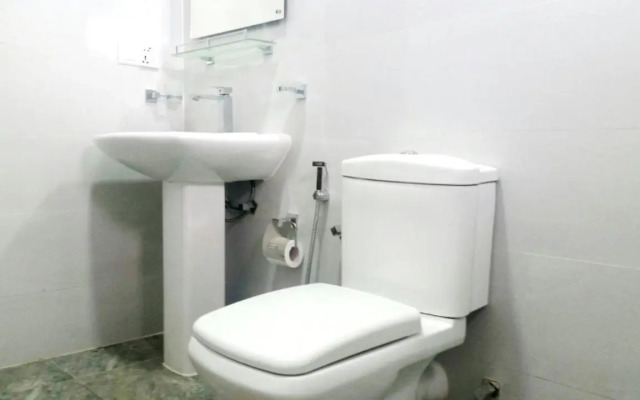 Lake Lane Guest Rest