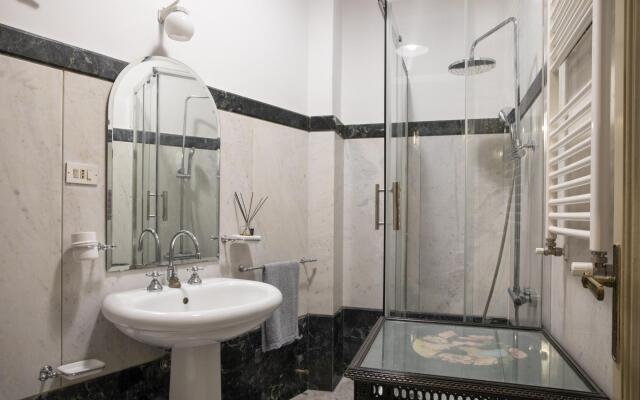 Liberty Apartment Near Santa Cecilia Theatre