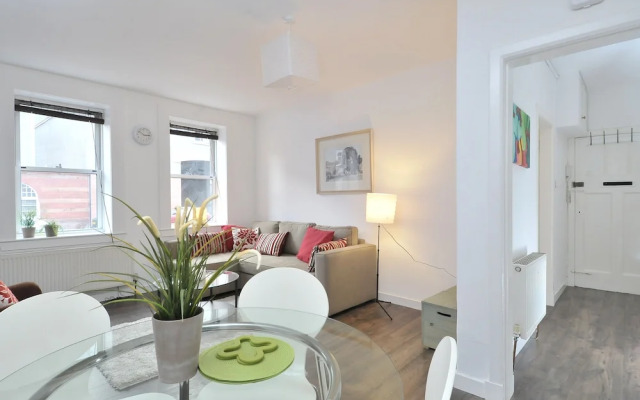 367 Richmond Place Apartment