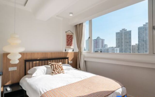 Shanghai Yidu High rise Homestay (Tianzifang Branch)