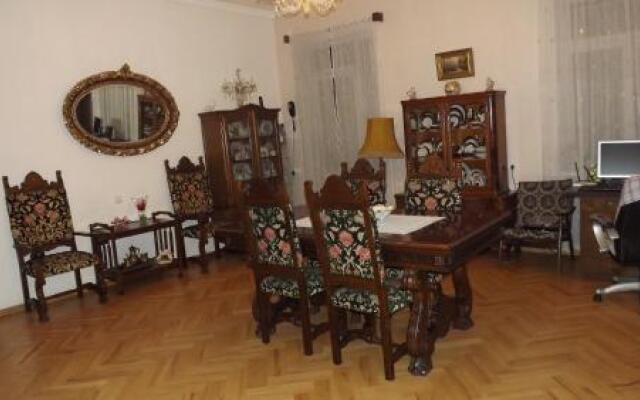 Galaxy Guest House