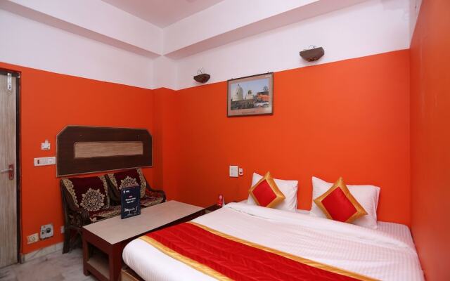 OYO 9044 Hotel Yatrik