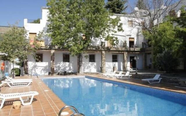 Hostal Rural Poqueira