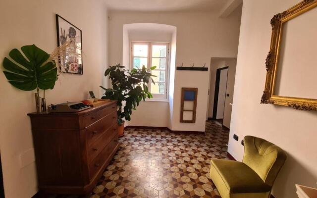 Casetta in Centro, a Chiavari, by Cinqueterrecoast