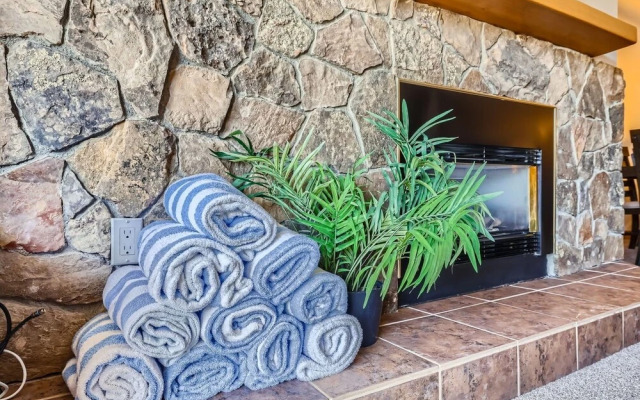 Sawmill 307 2 Bedroom Condo