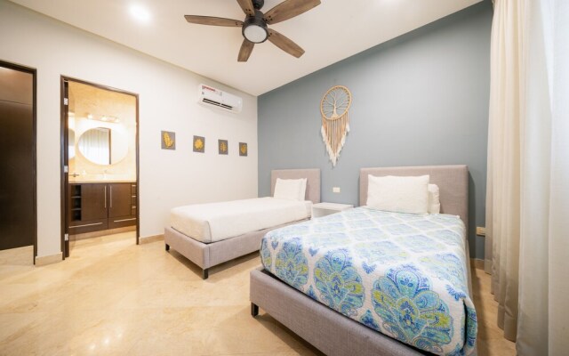 Luxury 2 Bedroom Condo at Haab