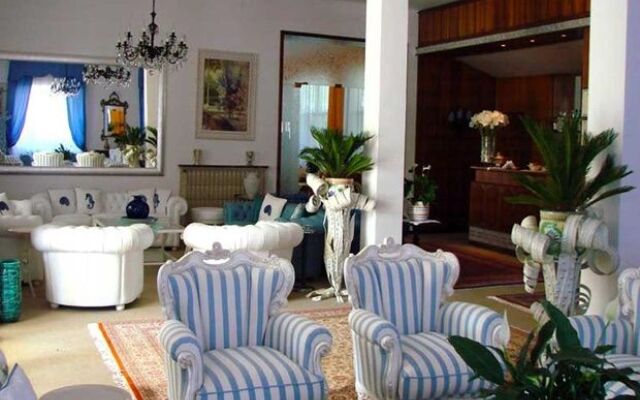 Hotel Tirreno