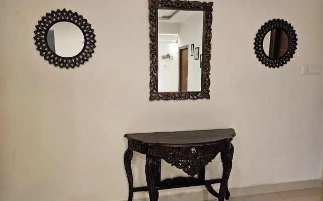 Crescent Stays Serviced Apartment