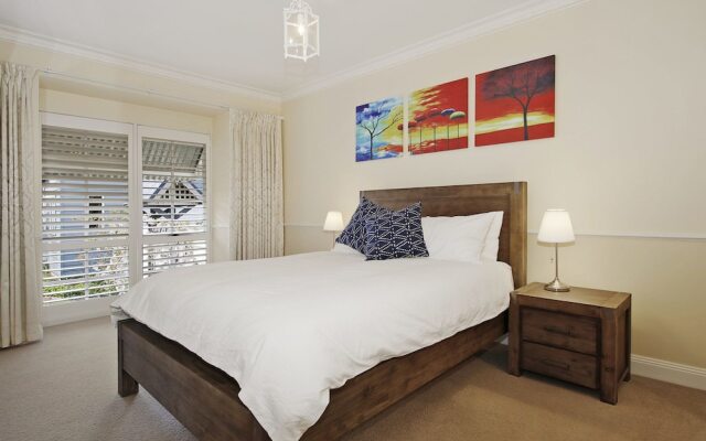 Bright 29 On Delany Avenue