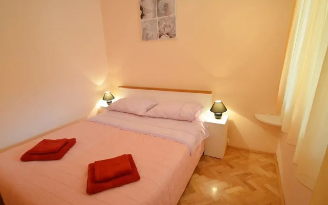Apartment 1045