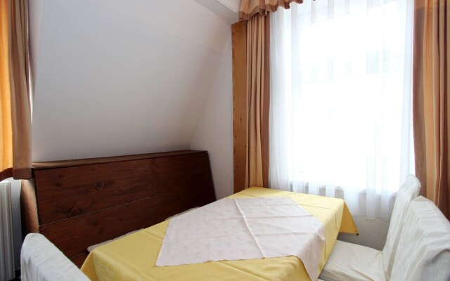 Modern Apartment With Garden in Tyrol