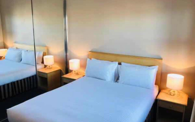 Sydney Airport Suites