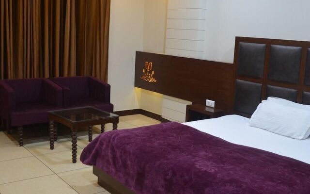 Hotel Ashish Continental