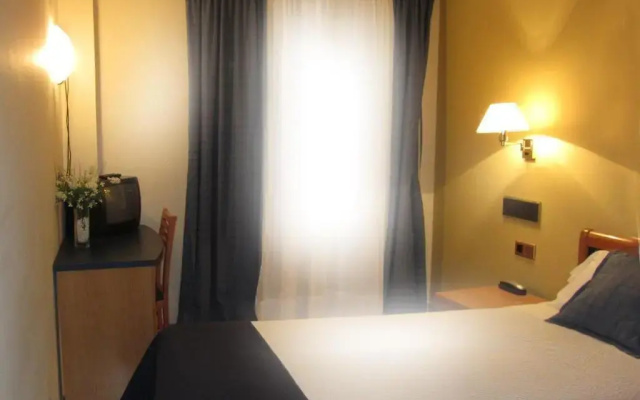 Hotel Villa De Utrillas