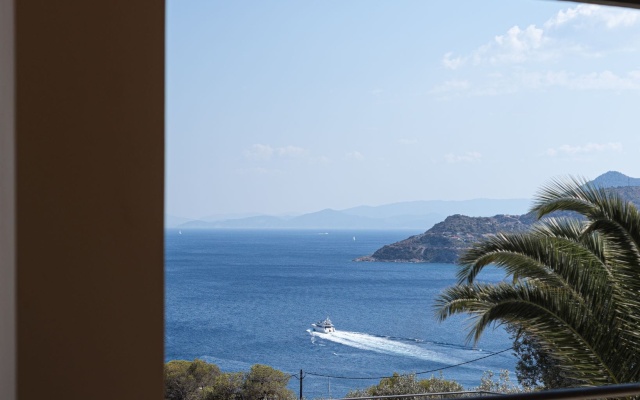 Monogram Travel Aegina