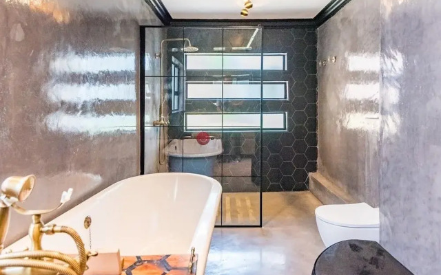 The Urban Sanctuary Boutique Hotel