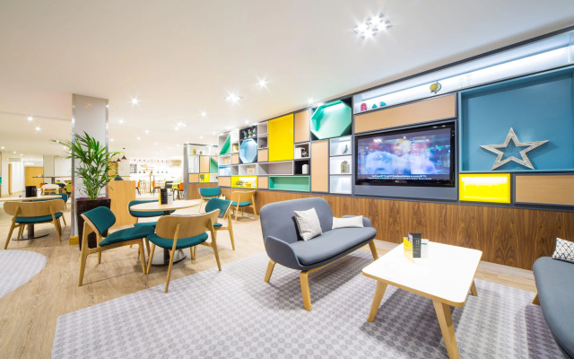 Holiday Inn London-Gatwick Airport by IHG