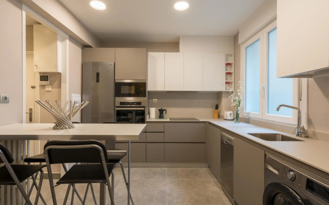 Ibarrola Apartment by People Rentals