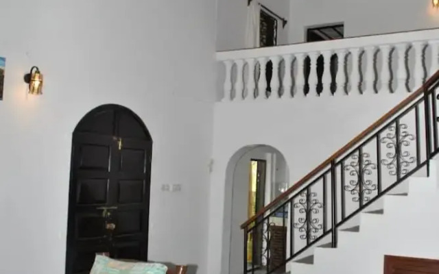 Sonnie House Diani