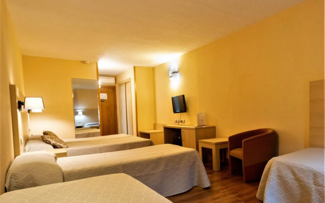 B&B HOTEL Versailles Rocquencourt