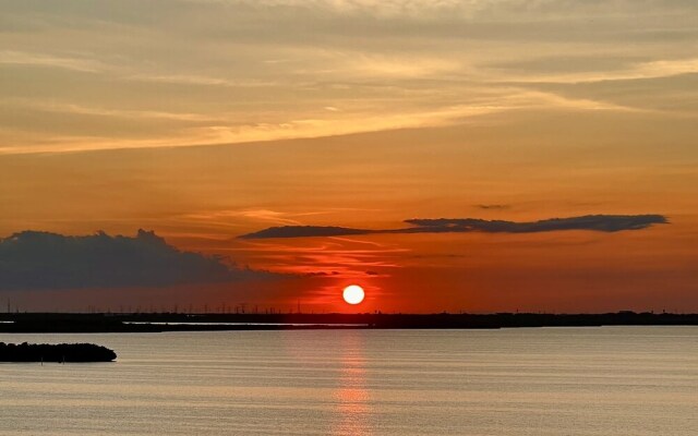 Beach and Ocean Front Apartments 1