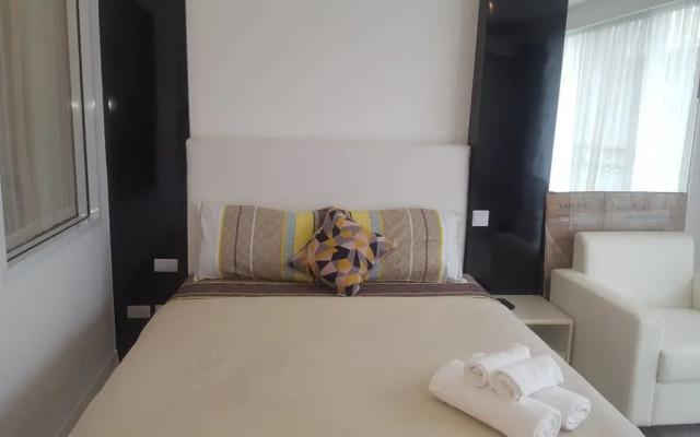 City Center Residence Deluxue Studio 104