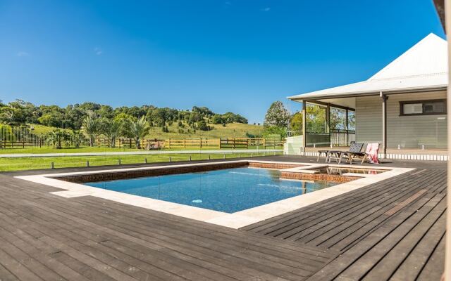 Your Luxury Escape - Midgen Flat