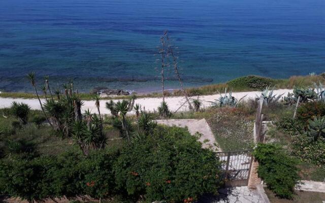 Swash & Ripple Studio by the sea