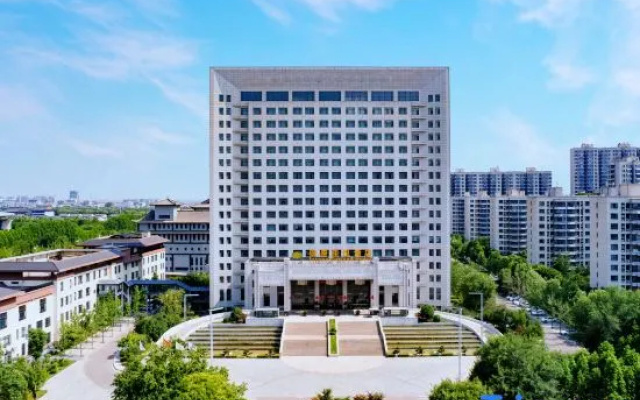 Inzone Garland Hotel
