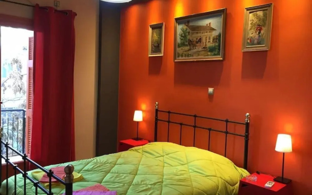 Lovely 4 Double Bed Flat