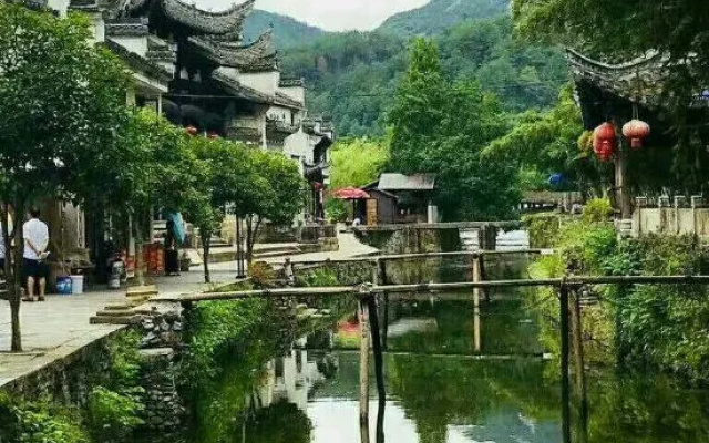 Jixi Longchuan Seven Star Building Hotel
