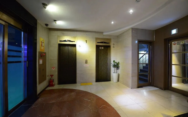 Central Tourist Hotel