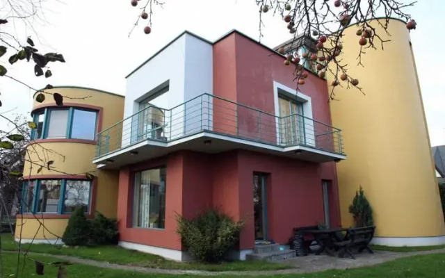 Luxury 7 room villa