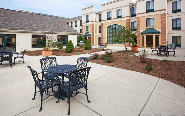 Staybridge Suites Middleton Madison-West by IHG