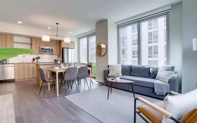 Cozy Apartments Near the Metro