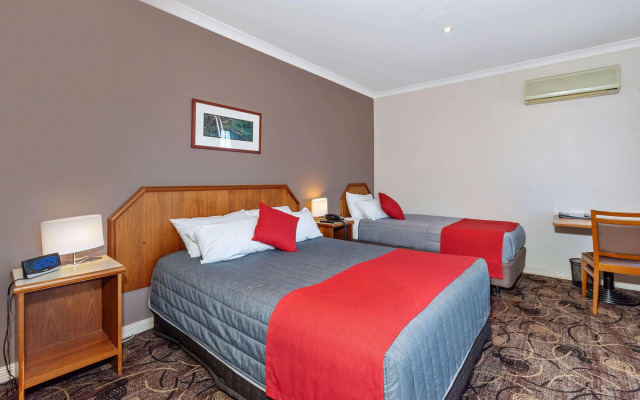 Quality Hotel Bayswater