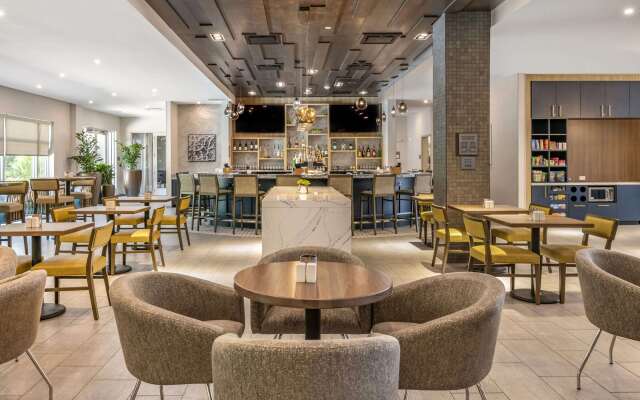 Cambria Hotel Orlando Airport