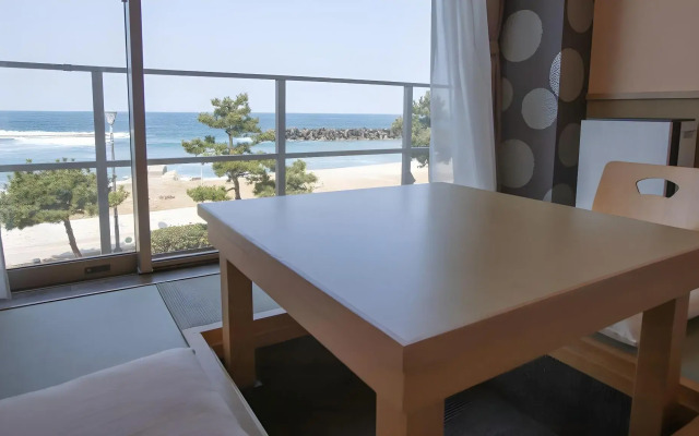 Bayside Square Kaike Hotel