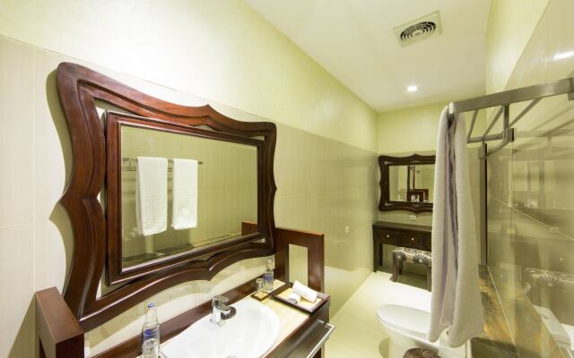 Flamingo Dewata Suite