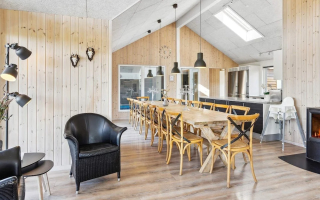 18 Person Holiday Home in Bogense