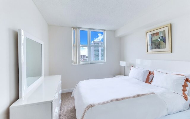 Churchill Suites Intracoastal Yacht Club