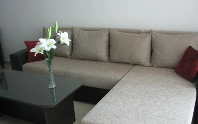 Yanis Apartment in Hermes Complex