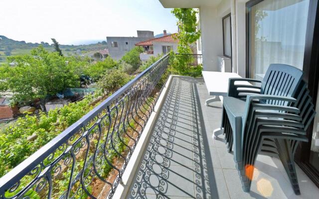 Mimas Garden Apartments