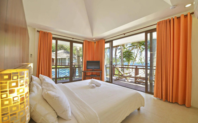 Rieseling Boracay Beach Resort