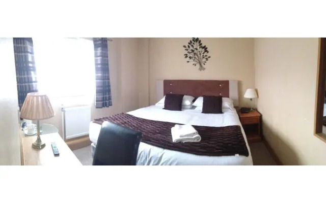 Caledonia Hotel