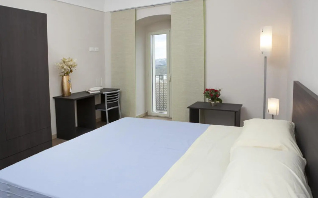 B&B Dinastia