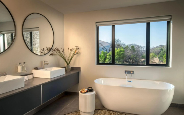 Cradle Boutique Hotel