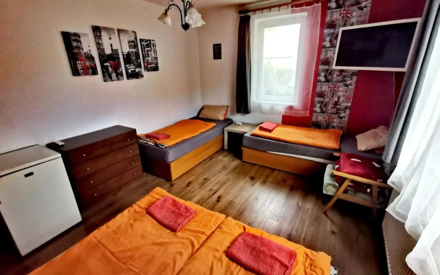 Dolce Villa Balaton Gyöngyvirágház