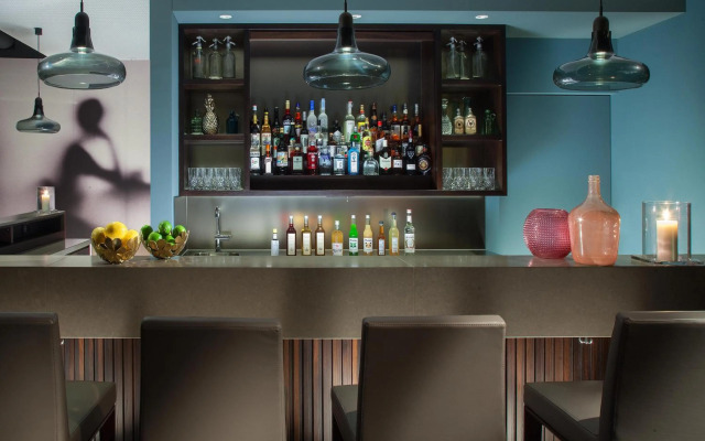 Acasa Suites