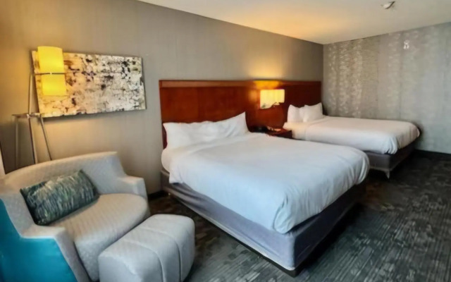 Courtyard Silver Spring Downtown